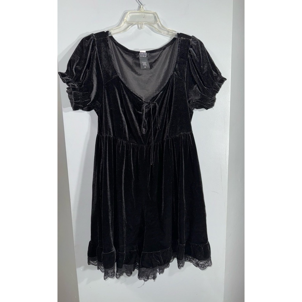 Cosmic Aura Black velvet lace romper - Picture 3 of 9